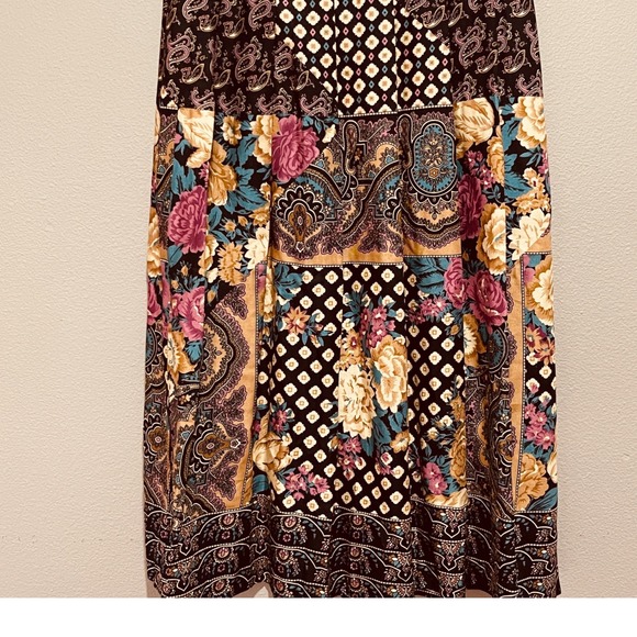 Koret Dresses & Skirts - Vintage Koret‎ Petites Women's Skirt Size 10 Petite Paisley and Floral